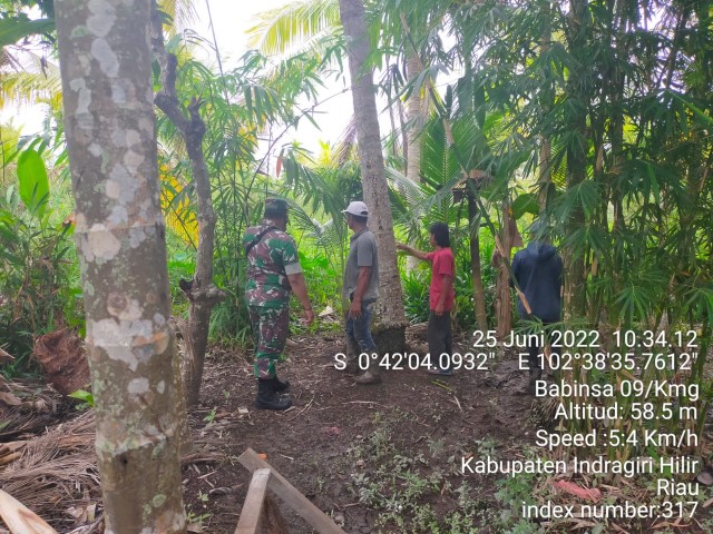 Terkait Karlahut, Babinsa Koramil 09/Kemuning Terus Lakukan Patroli dan Sosialisasi Di Wilayah Binaan