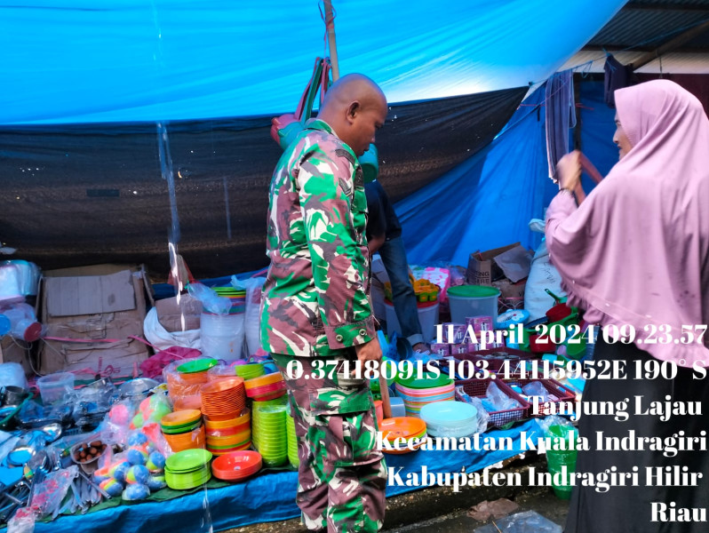 Babinsa Koramil 04/Kuindra Himbau Masyarakat Saat Perayaan Idul Fitri Agar Dapat Menjaga Kebersihan dan Kesehatan