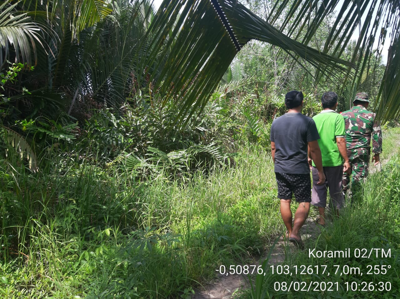 Serda Marhalim Pasaribu Lakukan Patroli Karhutla di Sungai Ambat