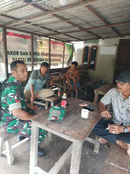 Babinsa Koptu Margono Jalin Silaturahmi Melalui Komsos Guna Ciptakan Hubungan Baik