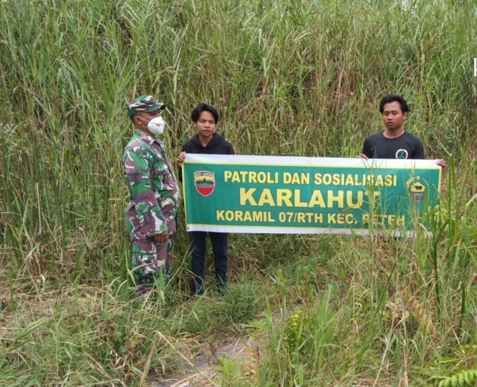 Serda Perdamaian Lakukan Patroli Rutin Bersama Masyarakat