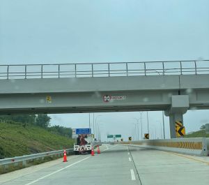 Berjalan Lancar, 4.000 Kendaraan Melintas Tol Pekanbaru - Bangkinang di Hari Pertama Operasional