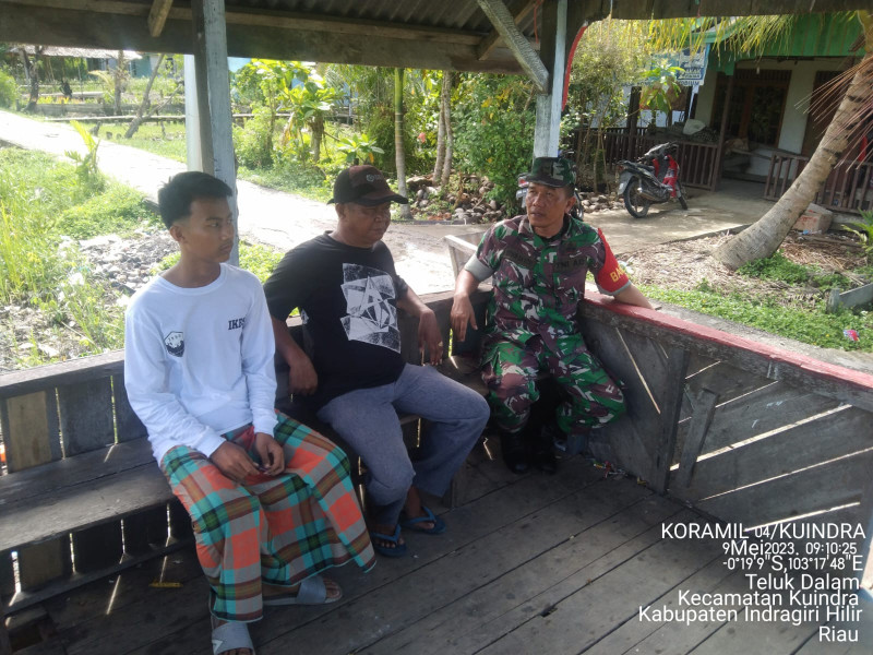 Babinsa Koramil 04/Kuindra Himbau Untuk Tetap Jaga Kesehatan dan Berhati-hati Pada Saat Bekerja