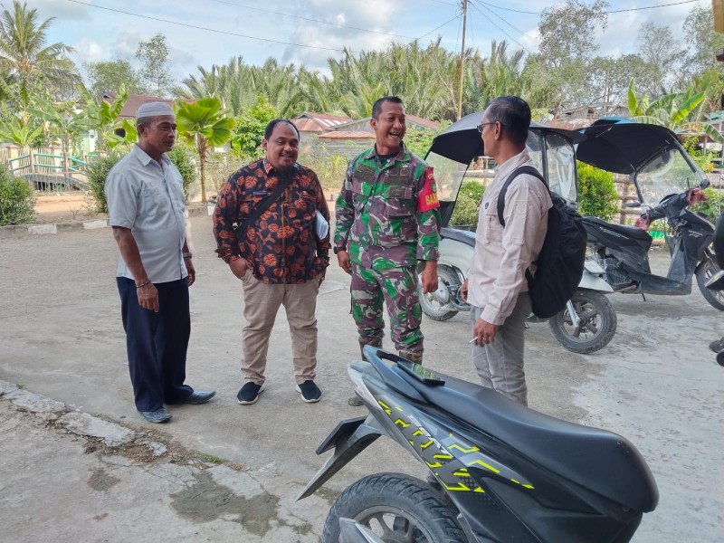 Kegiatan Pengawasan SDM Babinsa Koramil 07/Reteh Berhasil Ciptakan Situasi Kamtibmas Kondusif