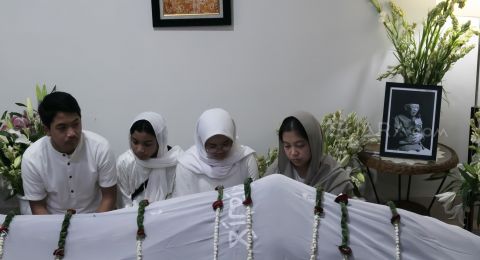 Gus Sholah Diterima Kaum Islamis dan Bisa Gaul di Kalangan Sosialis