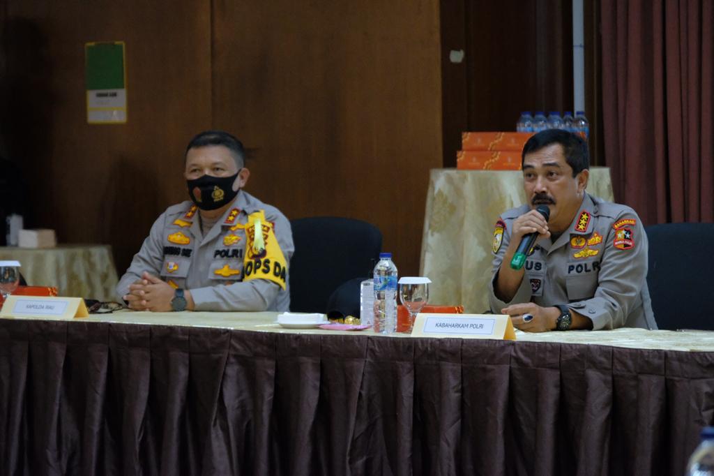 Berhasil Mengatasi  Pencurian Minyak Mentah di PT CPI, Kapolda Riau Mendapat Acungan Jempol