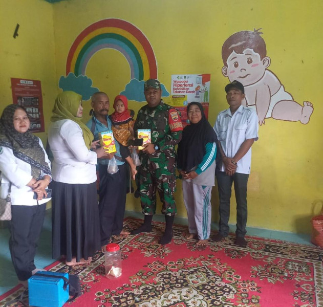 Babinsa Koramil 03/Tpl Dampingi Kunjungan dan Pengecekan  Anak Stunting