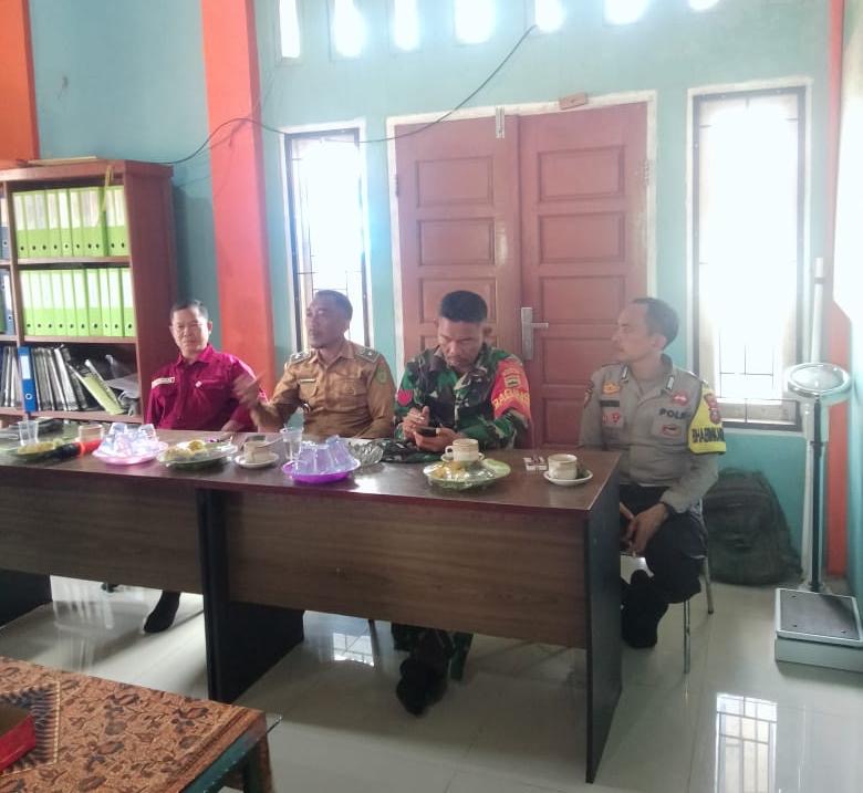 Babinsa Kopka RH Tambunan Hadiri Pembentukan Panitia HUT RI Ke-80 di Desa Harapan Jaya