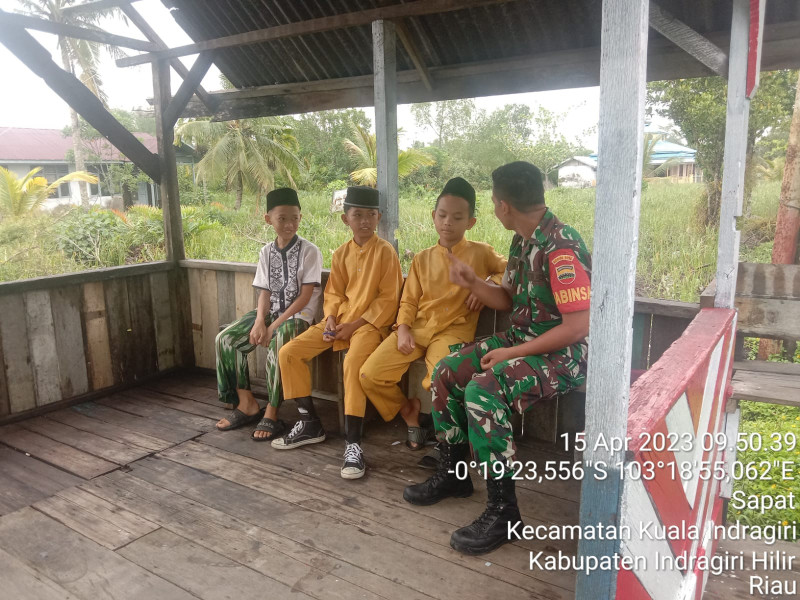 Babinsa Koramil 04/Kuindra Mempererat Silaturahmi Bersama Warga Binaan