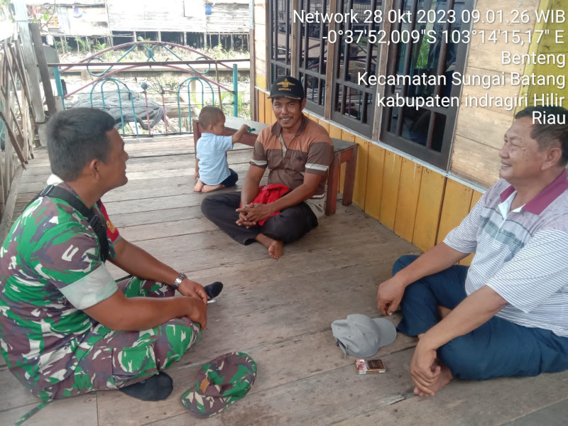 Terus Ingatkan Warga Agar Tidak Membakar Lahan Oleh Koramil 07/Reteh