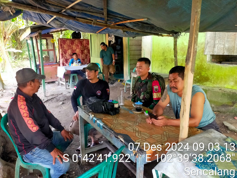 Kegiatan Komsos Babinsa Koramil 09/Kemuning, Sukses Meningkatkan Hubungan TNI-Masyarakat