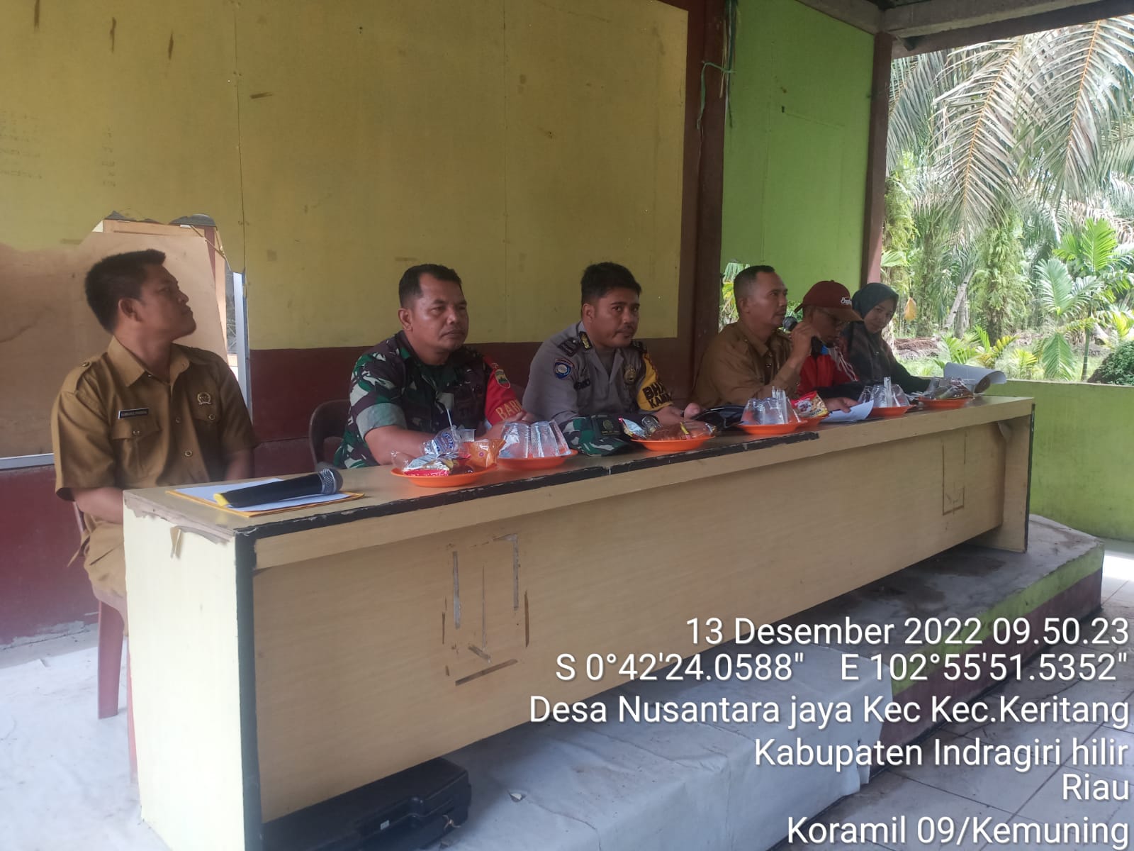 Babinsa Koramil 09/Kemuning Ikuti Rapat APBD Desa