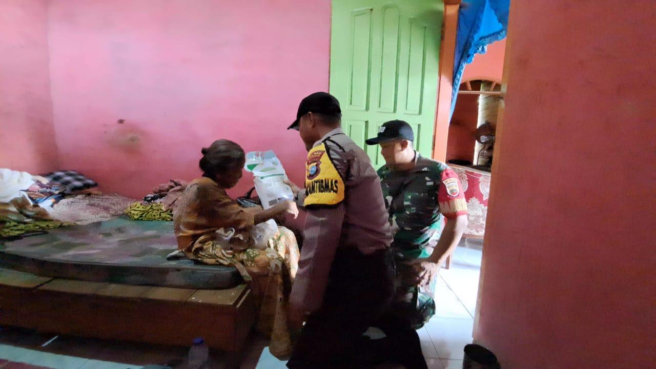 Polres Bengkalis Beri Bantuan Kepada Warga yang Tengah Sakit