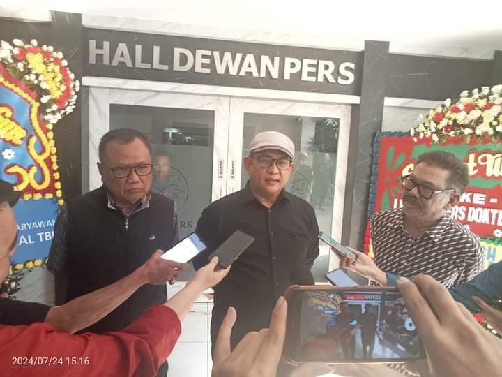 Kongres Luar Biasa PWI Oleh Zulmansyah Sekedang