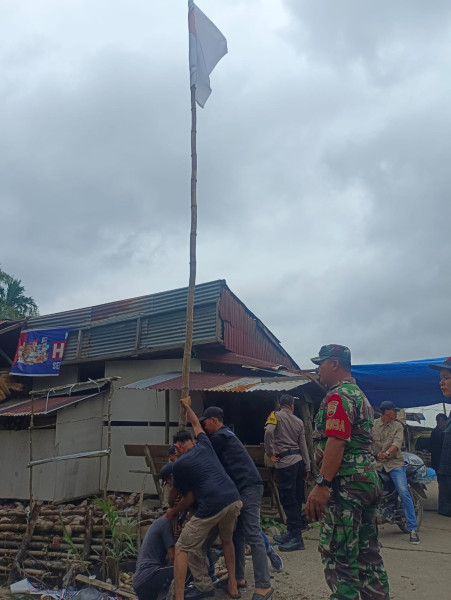 Menjelang Pemilu, Koramil 09/Kemuning Turunkan APK Demi Ciptakan Kondusifitas di Kecamatan Keritang