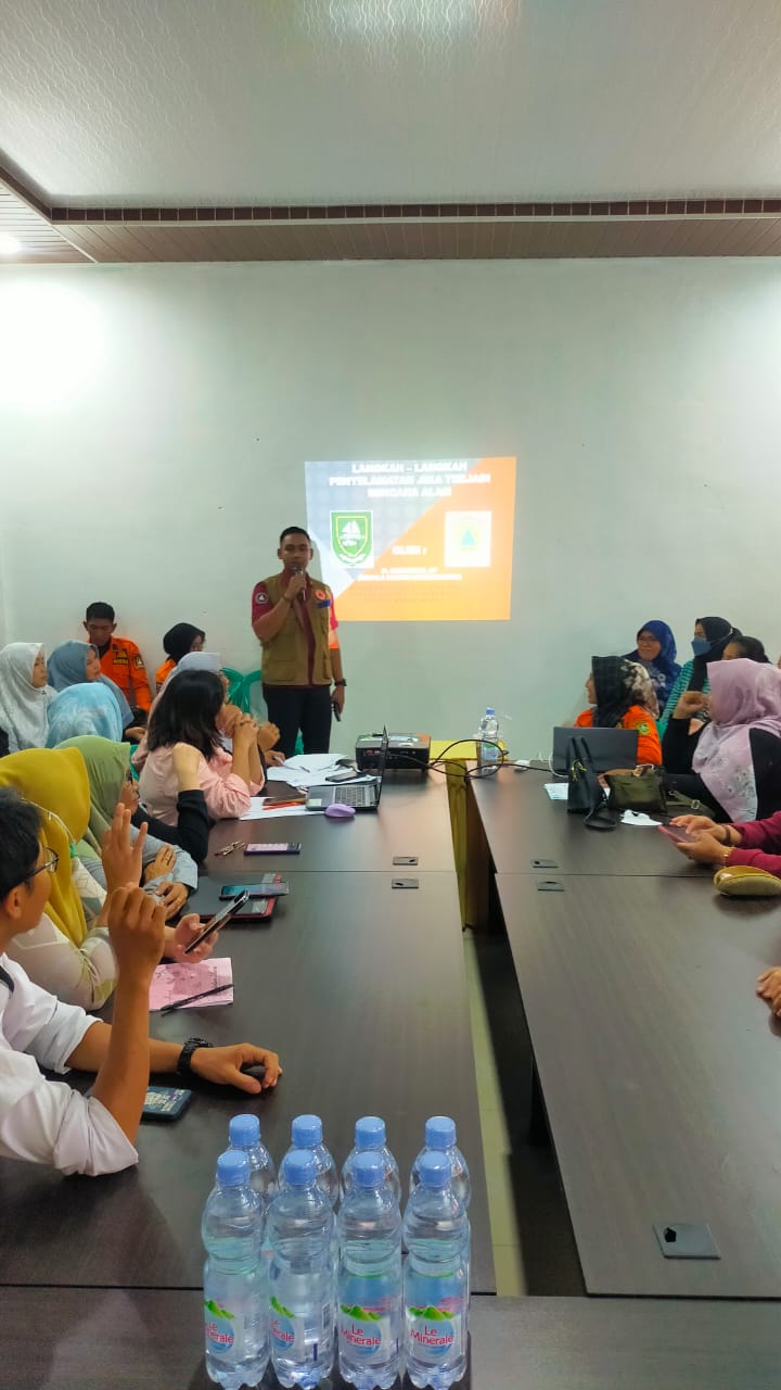 BPBD Bengkalis Sosialisasi Simulasi Penanggulangan Bencana di UPT Puskesmas Duri Kota