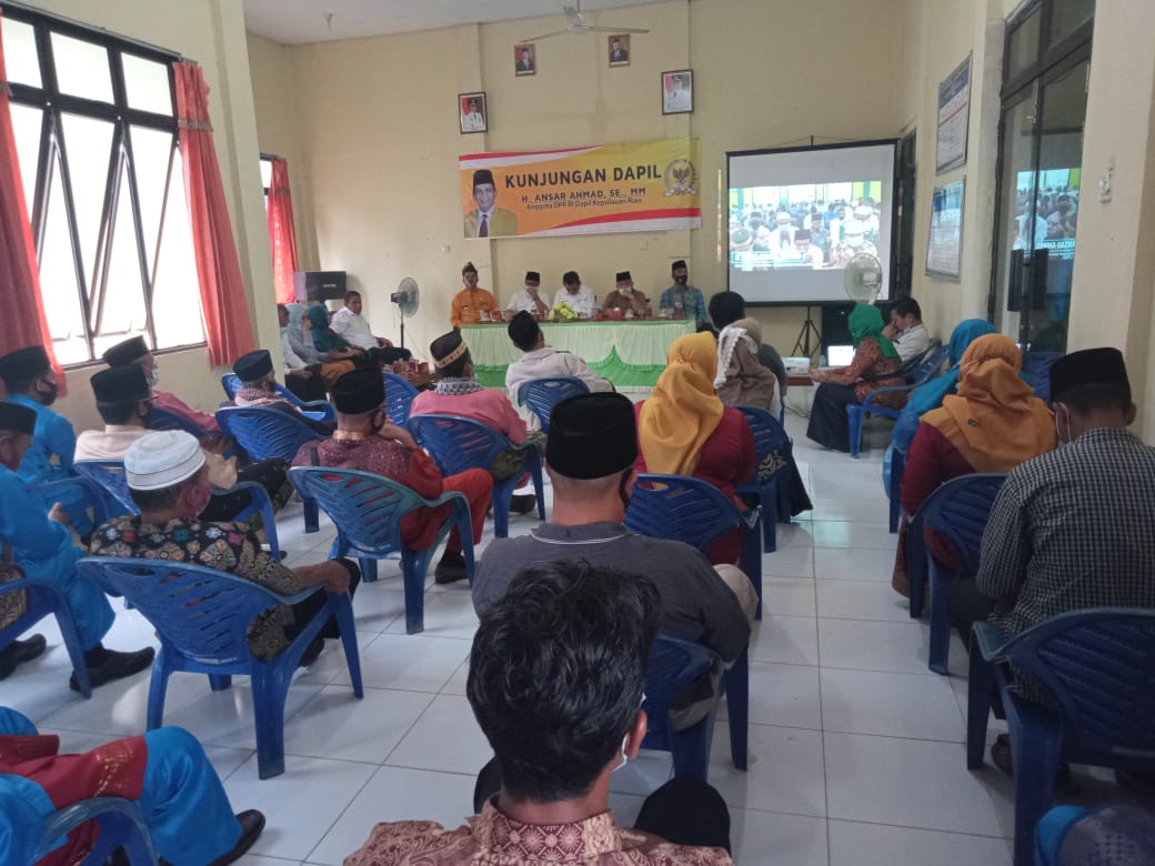 Ansar Ahmad Perjuangkan Pembangunan Pos Lintas Batas Natuna Ansar Ahmad Perjuangkan Pembangunan Pos Lintas Batas Natuna