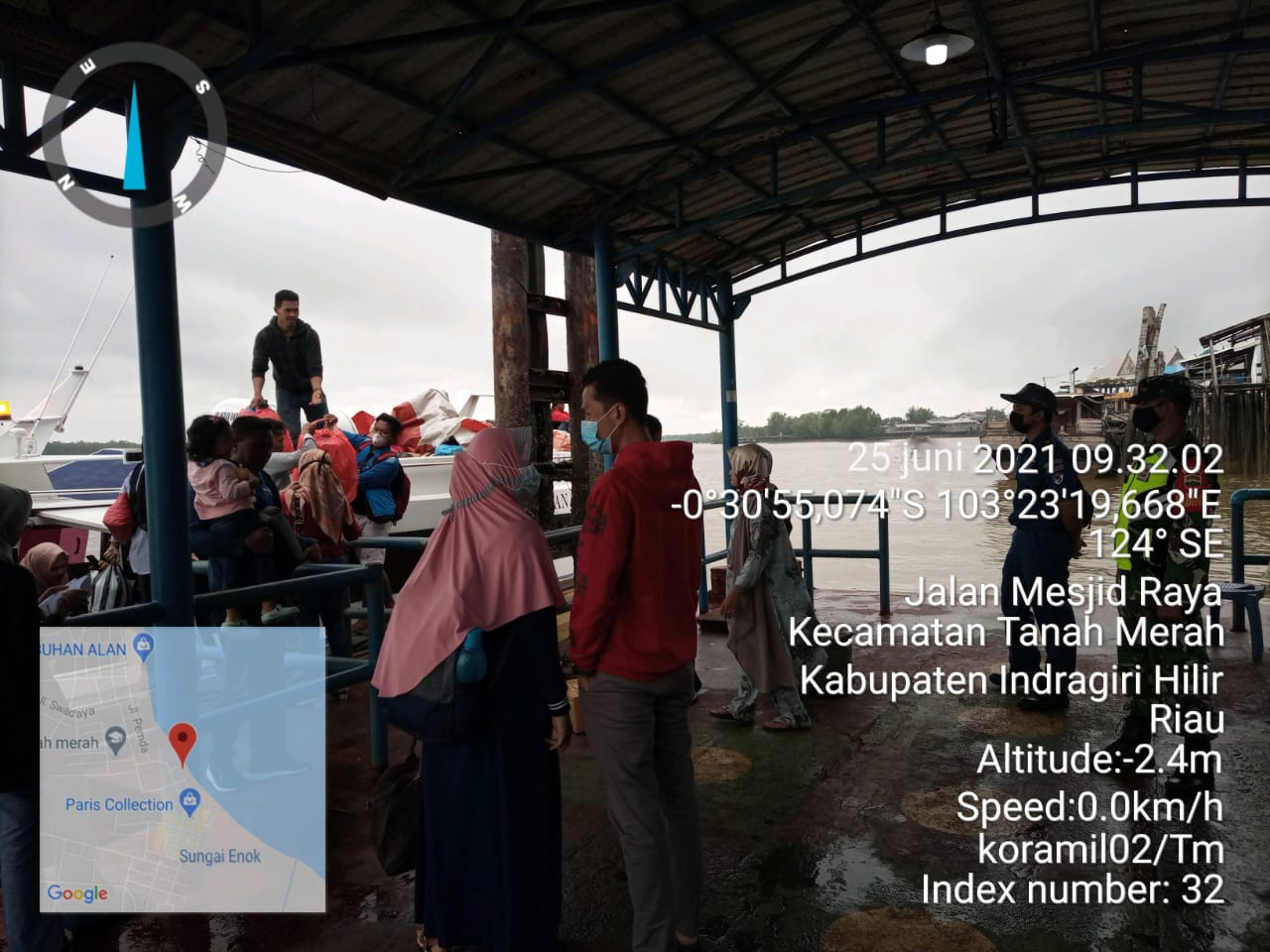 Pelabuhan Rutin Jadi Sasaran Koramil 02/Tanah Merah Untuk Penegakan Protkes