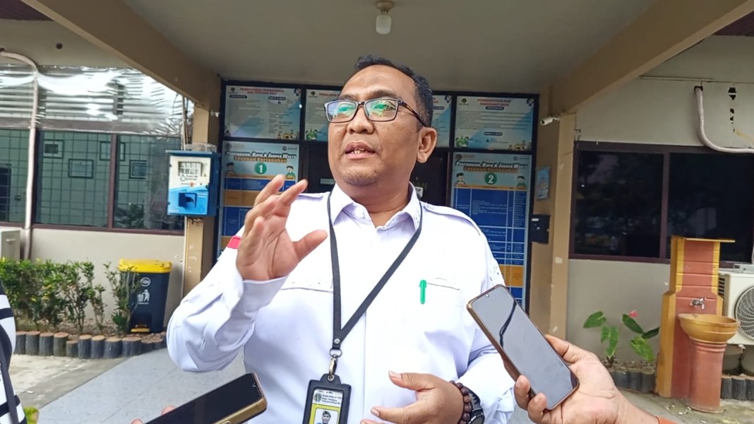 Konflik Lahan, Berikut Keputusan Rapat Kanwil BPN ATR Riau di Inhu, Masri: HGU Hanya di Tiga Desa Konflik Lahan, Berikut Keputusan Rapat Kanwil BPN ATR Riau di Inhu, Masri: HGU Hanya di Tiga Desa