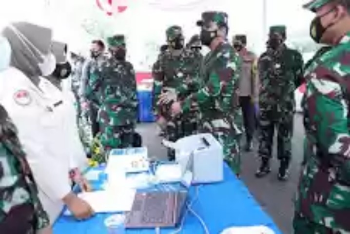 Panglima TNI Pimpin Langsung Serbuan Vaksinasi Covid-19 Bagi Prajurit TNI di Wilayah Yogyakarta
