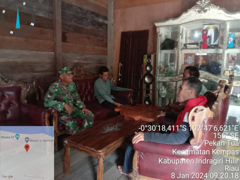 Selain Menjaga Silahturahmi, Babinsa Koramil 03/Tpl Juga Ingatkan Warga Waspada Bencana Banjir