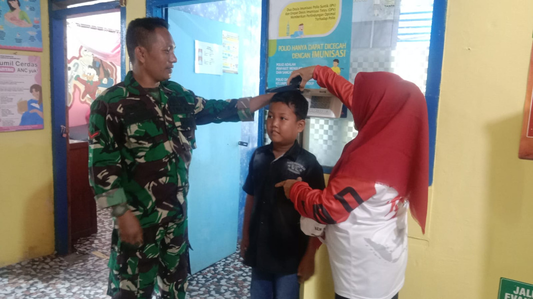 Kopda Umar Nasution Melaksanakan Komsos di Puskesmas Teluk Pinang