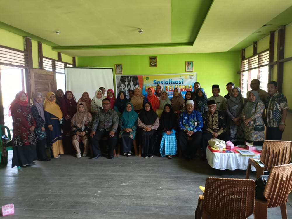 DP2KBP3A Inhil Gelar Sosialisasi Hukum Keluarga di Enok 