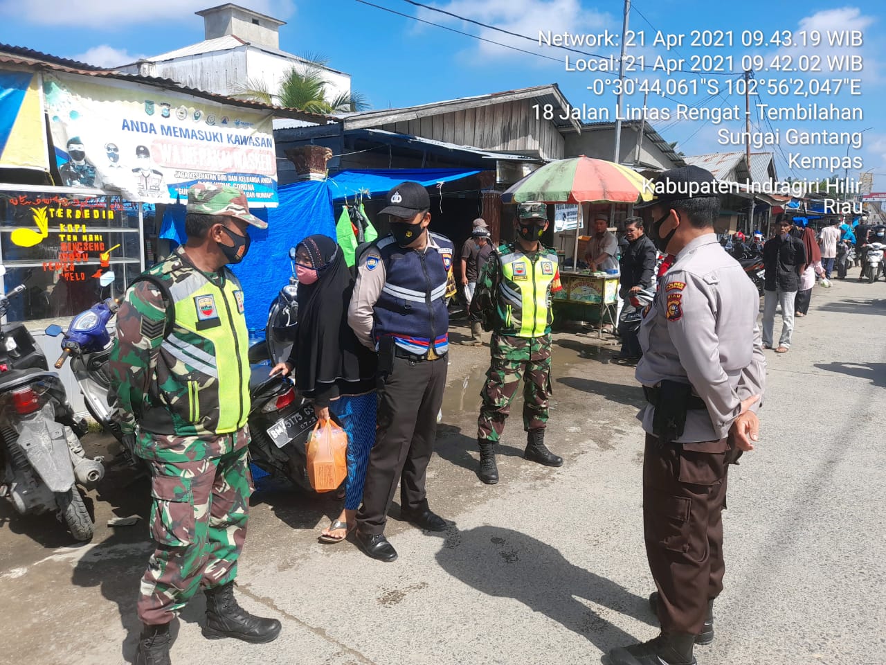 Terus Cegah Penyebaran Covid-19, Babinsa 03/Tempuling  dan Satgas Lugas Lakukan PDMPK
