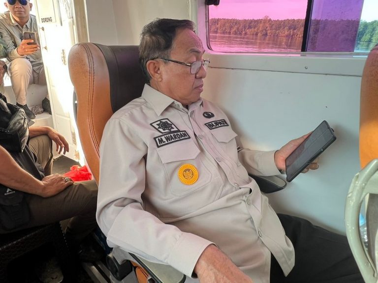 Pastikan Evakuasi dan Penanganan Korban Laka Laut Berjalan Lancar, Bupati Inhil HM WARDAN Turun Langsung Ke Lokasi