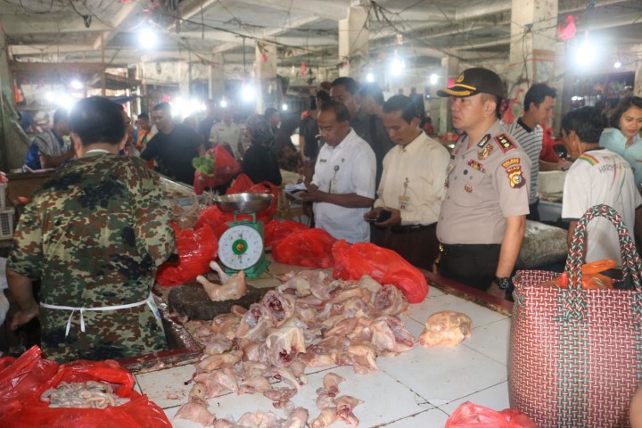 Antisipasi Lonjakan Harga Semboko Jelang Natal dan Tahun Baru, Ini Yang Dilakukan Kapolres Inhil 