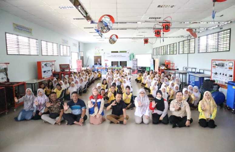 Ikut Andil Cegah Stunting, PT. Pertamina Hulu Rokan gelar PHR Goes To School di SMKN 1 Kandis