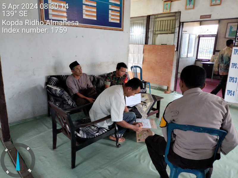 Aktif Komsos Bersama Perangkat Kelurahan Untuk Jadikan Hubungan Kerja Antara Babinsa Dan Aparat Semakin Solid