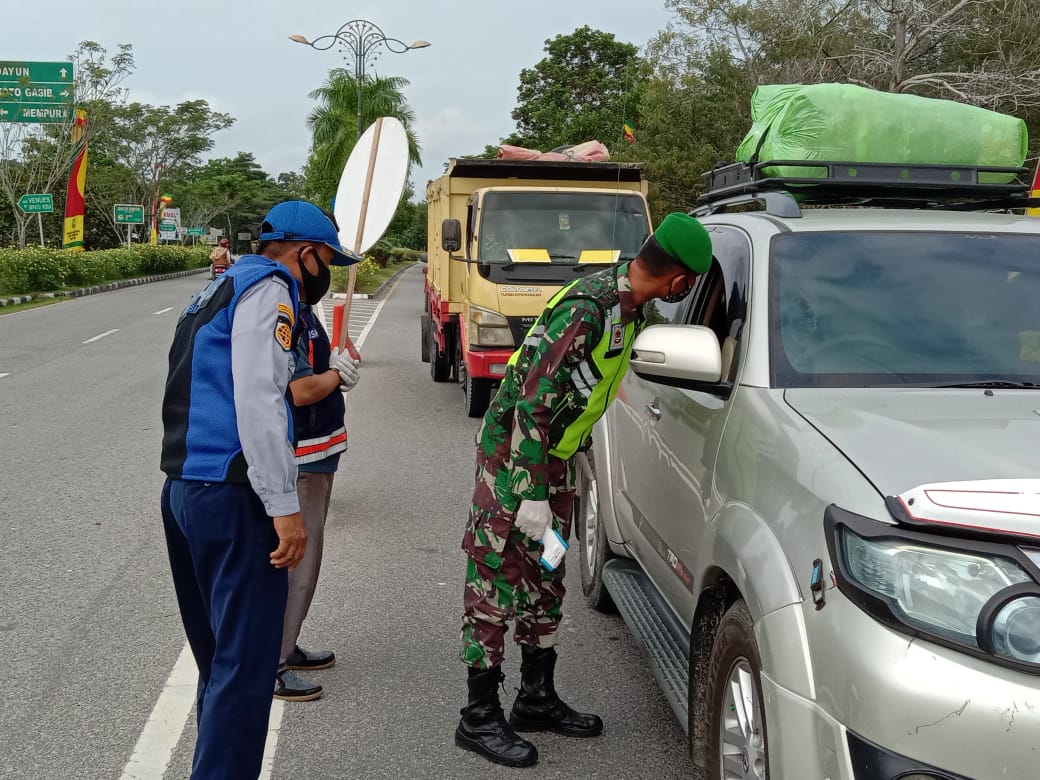 TNI, Polri, Dishub dan Diskes, PMI Bersinergi Dalam Upaya Memutus Mata Rantai Covid-19 di Pos Pantau