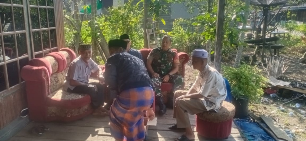 Rutinitas Babinsa Koramil 05/GAS Kodim 0314/Inhil Sertu Guntur Giat Komsos Bersama Warga Binaan