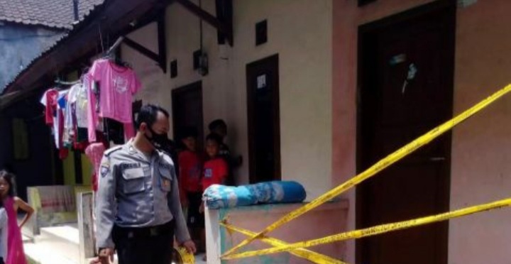 BIKIN GEGER WARGA, Ada Darah Mengalir dari Kontrakan, Setelah Dibuka Ternyata...