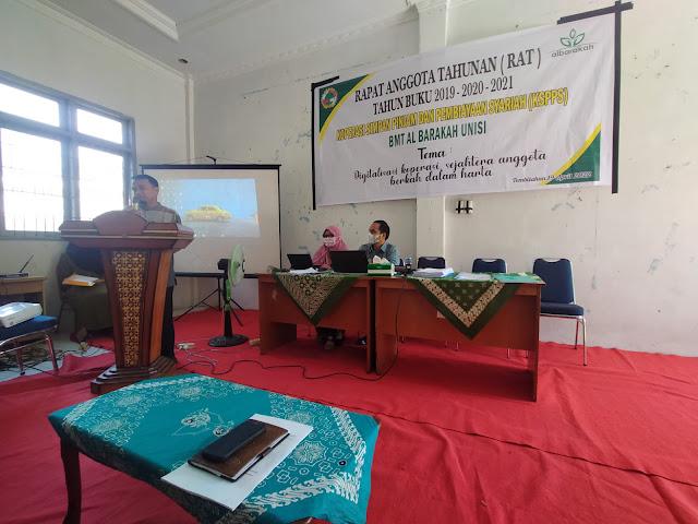 Diskop dan UKM Inhil Hadiri RAT BMT Al-Barokah Unisi