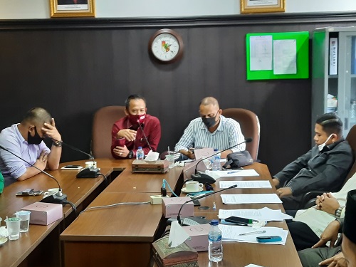 Bersama PLN, Komisi IV DPRD Pekanbaru Hearing Terkait Tower Sutet Muara Fajar