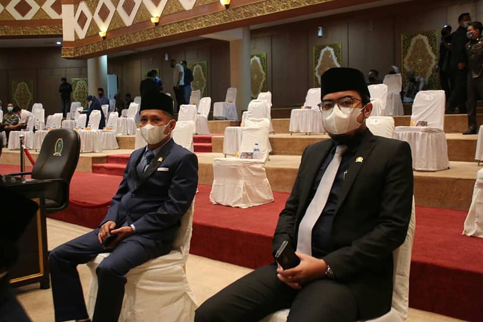 Memenuhi undangan, Pimpinan beserta Anggota DPRD Hadiri di Pelantikan Pimpinan DPRD Provinsi Riau