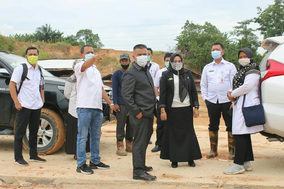 Lahan di Tenayan Raya ditinjau Komisi 1 DPRD Pekanbaru saat agenda kunlap