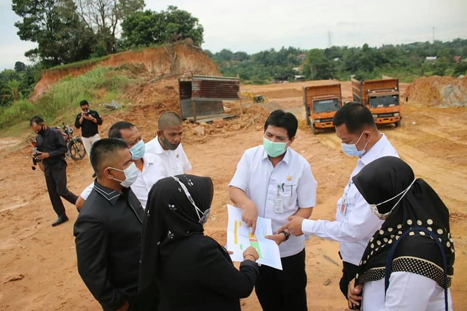 Lahan di Tenayan Raya ditinjau Komisi 1 DPRD Pekanbaru saat agenda kunlap