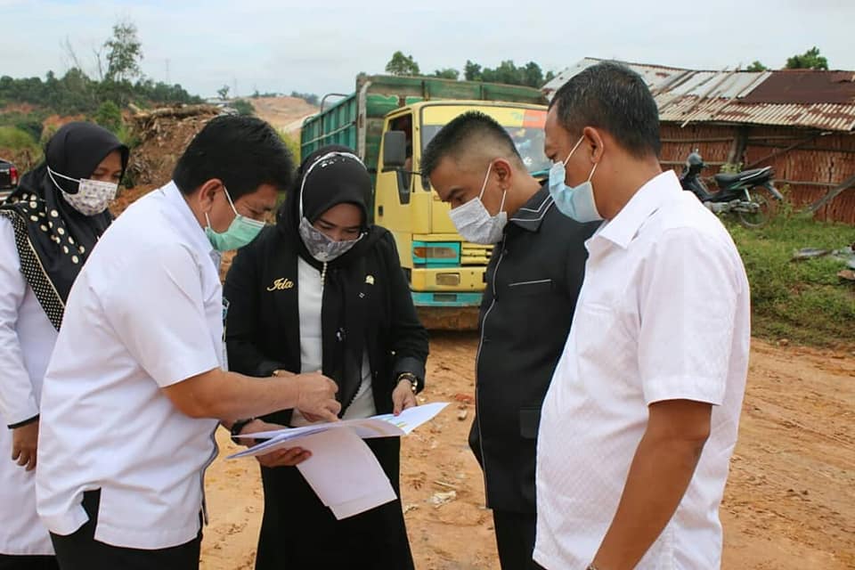 Lahan di Tenayan Raya ditinjau Komisi 1 DPRD Pekanbaru saat agenda kunlap