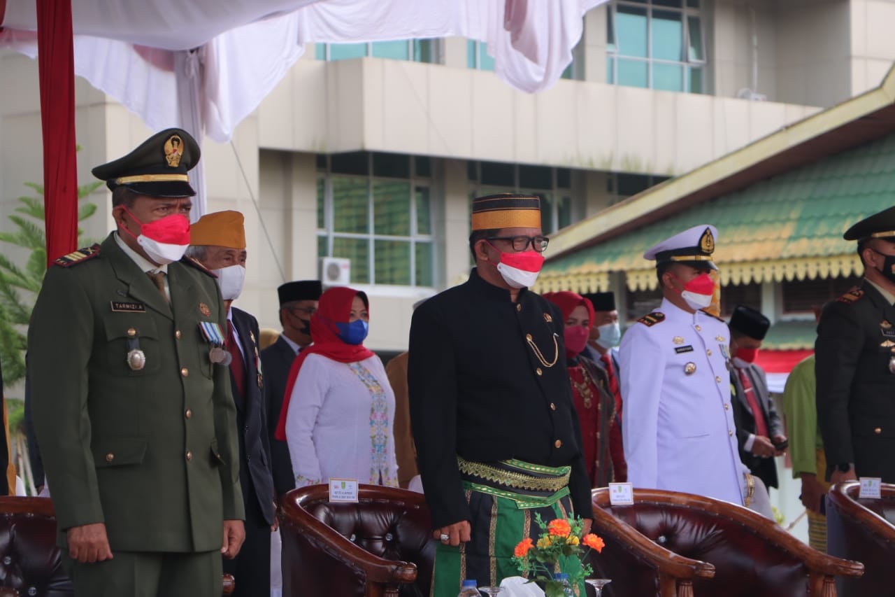 Bersama Forkopimda, Pimpinan DPRD Inhil Ikuti Pelaksanaan HUT RI ke-76