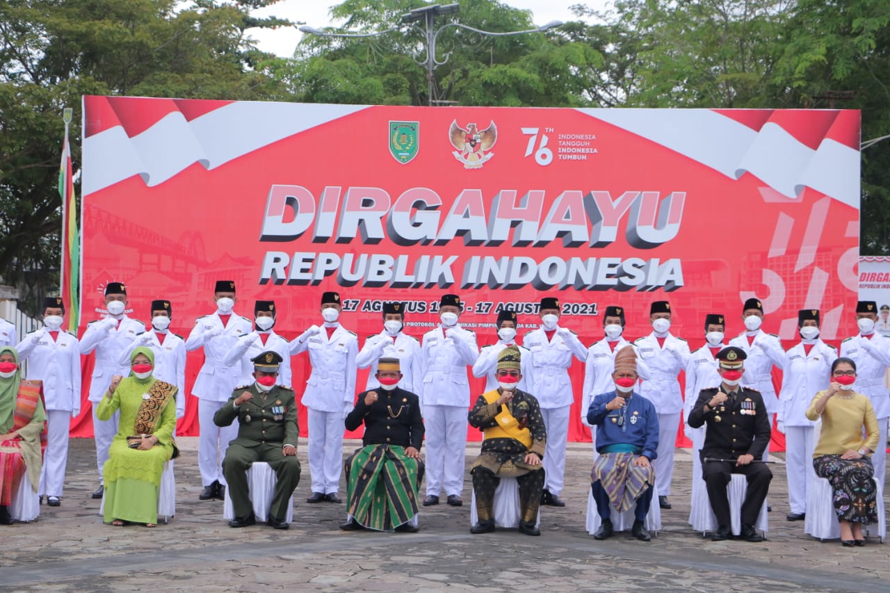 Bersama Forkopimda, Pimpinan DPRD Inhil Ikuti Pelaksanaan HUT RI ke-76