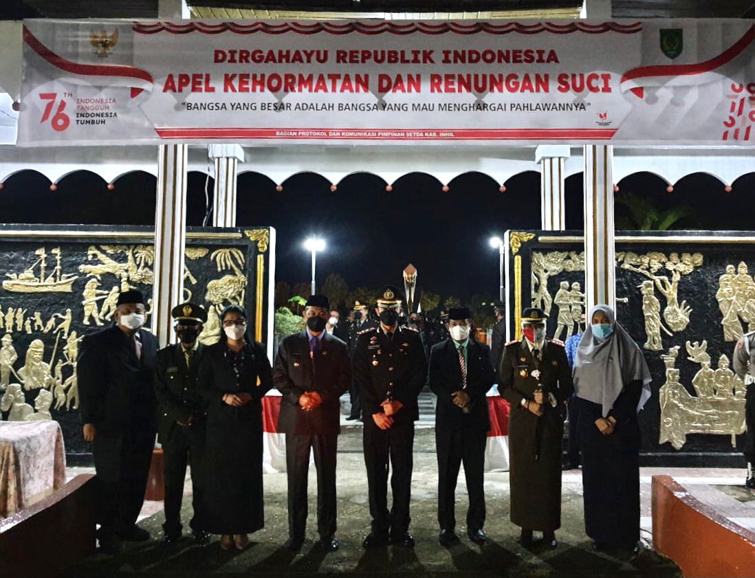 HUT RI ke-76, Pimpinan DPRD Inhil Ikuti Renungan Suci di TMP Yudha Bhakti Tembilahan