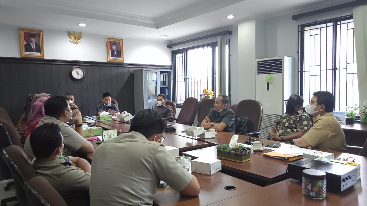 DPRD Pekanbaru dan Kepala Kantor Kesyahbandaran dan Otoritas Pelabuhan Gelar Hearing