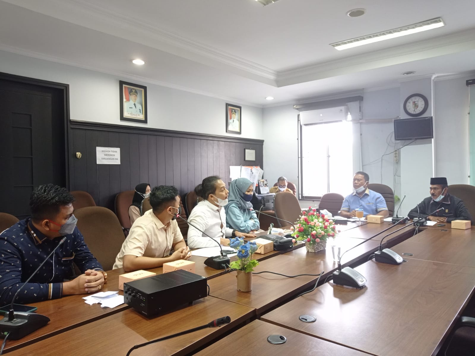 DPRD Pekanbaru Gelar Rapat Paripurna Jawaban Pemerintah Terhadap Pandangan Umum Fraksi Soal Ranperda Perlindungan Masyarakat dari Covid-19
