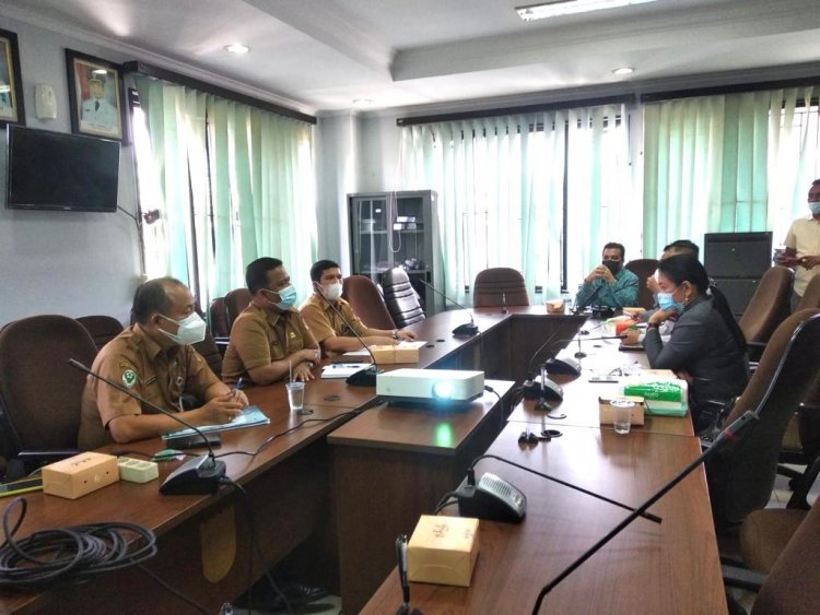 Dipimpin Ketua Hamdani, DPRD Pekanbaru Gelar Rapat Paripurna Pandangan Umum Fraksi Terhadap Ranperda Perlindungan Masyarakat dari Covid-19