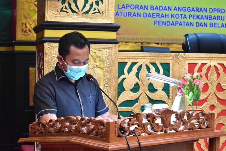 Paripurna ke-5 Masa Sidang III, Pemko Pekanbaru Sampaikan Ranperda Perlindungan Masyarakat dari Covid-19