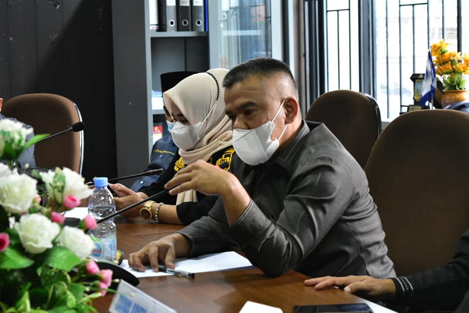 Tinjau Semburan Gas di Tenayan Raya, Komisi IV DPRD Pekanbaru Lakukan Kunjungan Lapangan