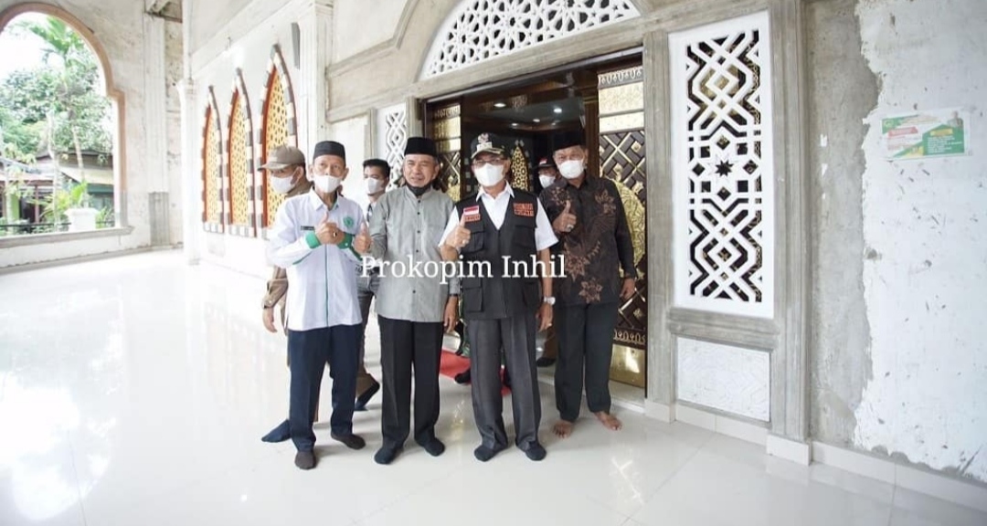 Hidupkan Syiar Islam, Bupati HM Wardan Tinjau Renovasi Masjid Jami Pulau Kijang